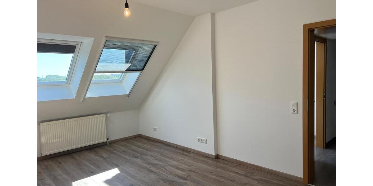 Maisonettenwohnung Velbert Pöthen - 3 Zimmer, 79 m&sup2;, 800&euro; | Angebot:26549833