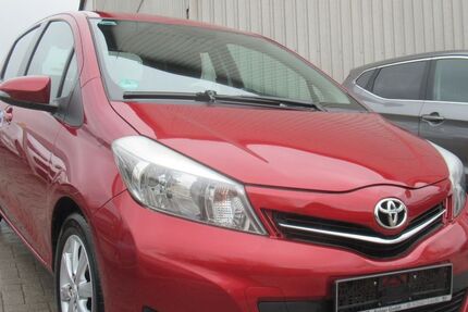 Toyota Yaris 128.597 km 8.890 &euro; Herne 44653