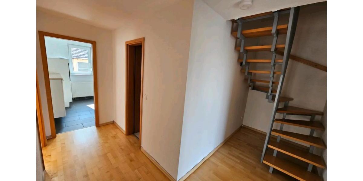 Maisonettenwohnung Solingen Central - 3 Zimmer, 86 m&sup2;, 235.000&euro; | Angebot:26465338