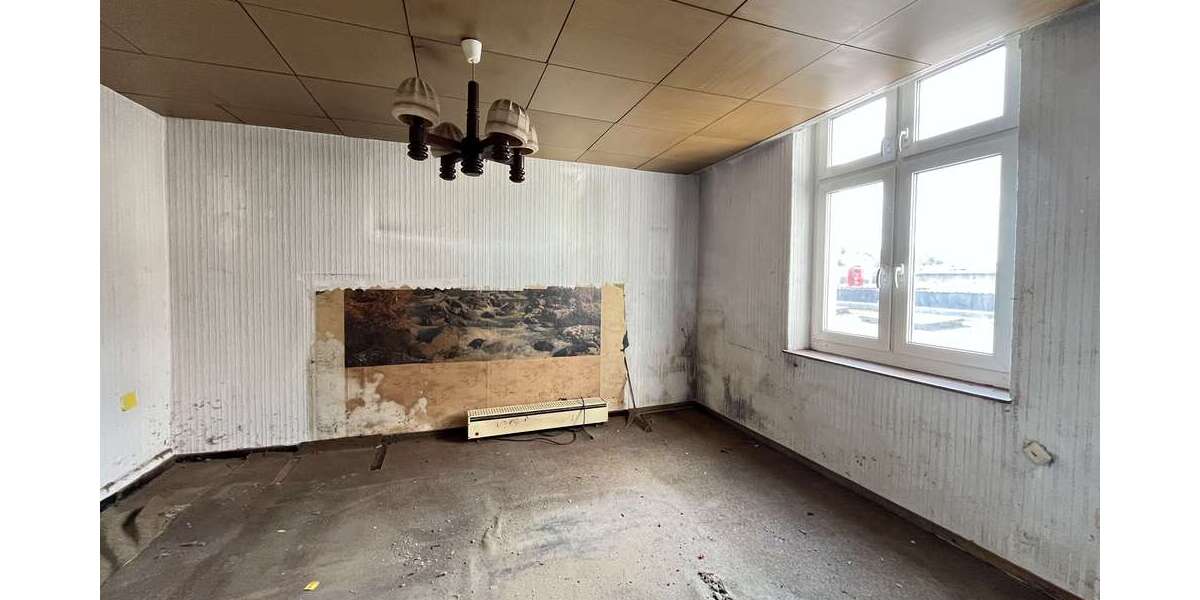 Etagenwohnung Düsseldorf Oberbilk - 2 Zimmer, 38 m&sup2;, 119.000&euro; | Angebot:27344943