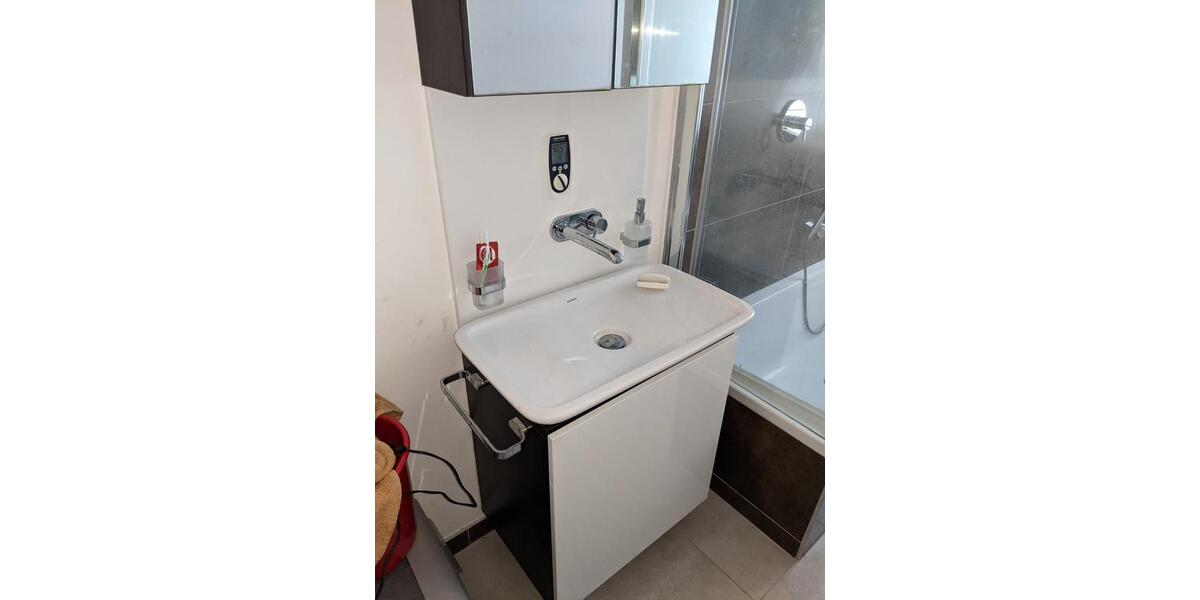 Erdgeschoßwohnung Essen Stadtbezirk III - 1 Zimmer, 39 m&sup2;, 416&euro; | Angebot:25960377