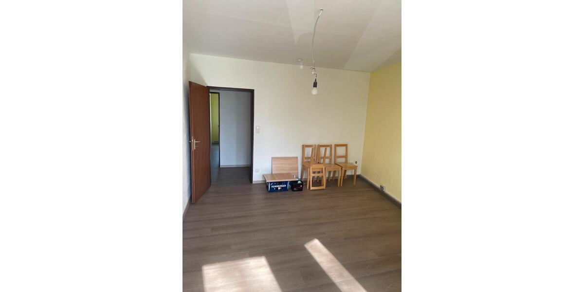 Etagenwohnung Essen Stadtbezirk V - 2 Zimmer, 52 m&sup2;, 570&euro; | Angebot:26041003