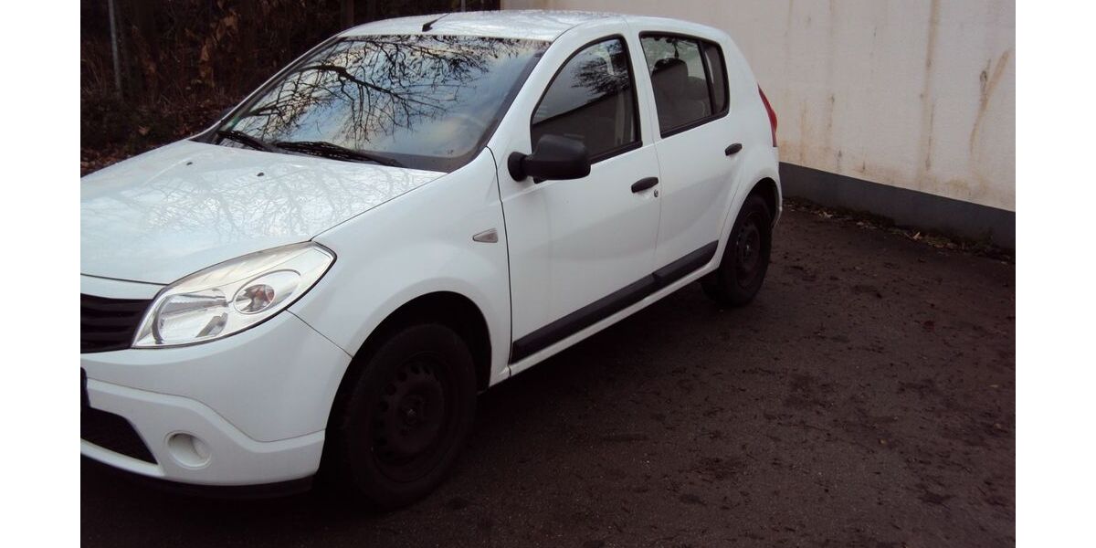 Dacia Sandero 141.000 km 2.800 &euro; Hagen 58091