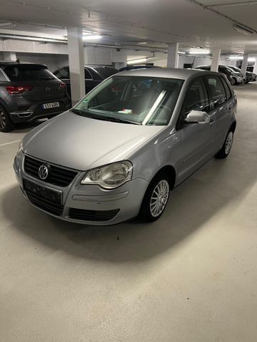 VW Polo 195.000 km 2.000 &euro; Essen 45326
