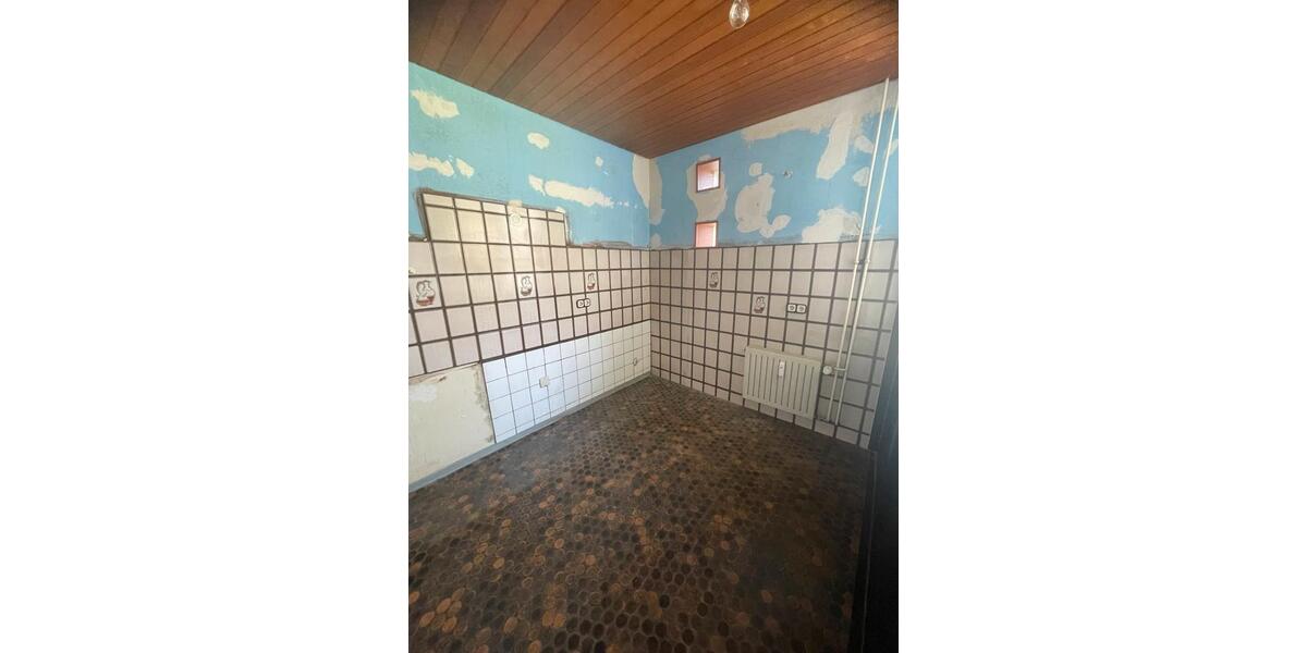 Hochparterre Düsseldorf Stadtbezirk 9 - 3.5 Zimmer, 77 m&sup2;, 220.000&euro; | Angebot:25933784