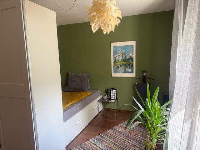 Mehrfamilienhaus, Wohnhaus Bochum Stiepel - 9 Zimmer, 197 m&sup2;, 595.000&euro; | Angebot:25775415