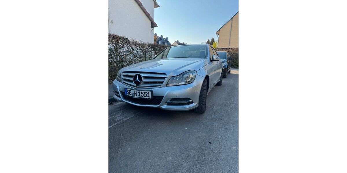 Mercedes-Benz C 180 124.000 km 11.000 &euro; Solingen 42719