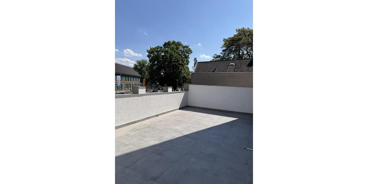 Terrassenwohnung Langenfeld (Rheinland) - 2 Zimmer, 85 m&sup2;, 1.250&euro; | Angebot:26588048