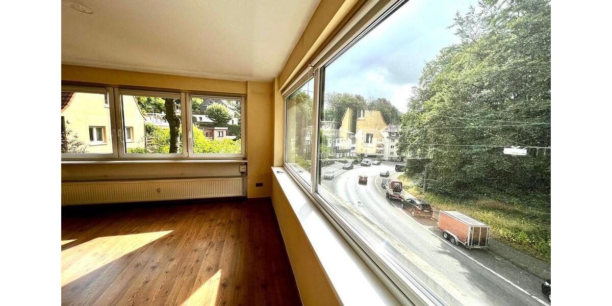 Etagenwohnung Wuppertal Sedansberg - 4 Zimmer, 115 m&sup2;, 1.100&euro; | Angebot:26168563