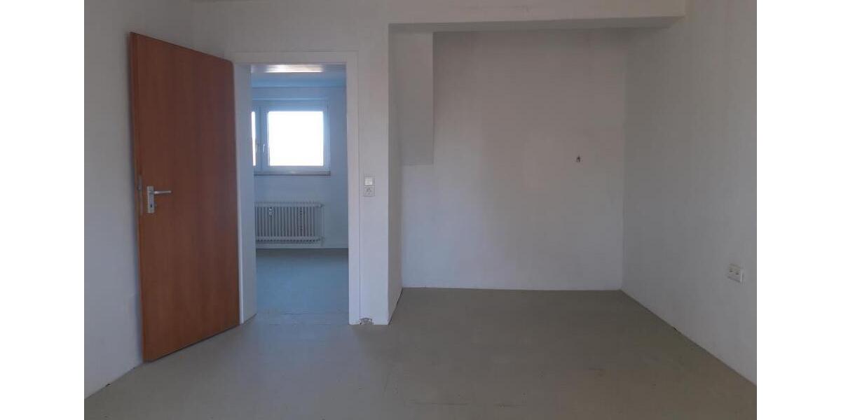 Erdgeschoßwohnung Gelsenkirchen Gelsenkirchen-Mitte - 3.5 Zimmer, 52 m&sup2;, 325&euro; | Angebot:26329868