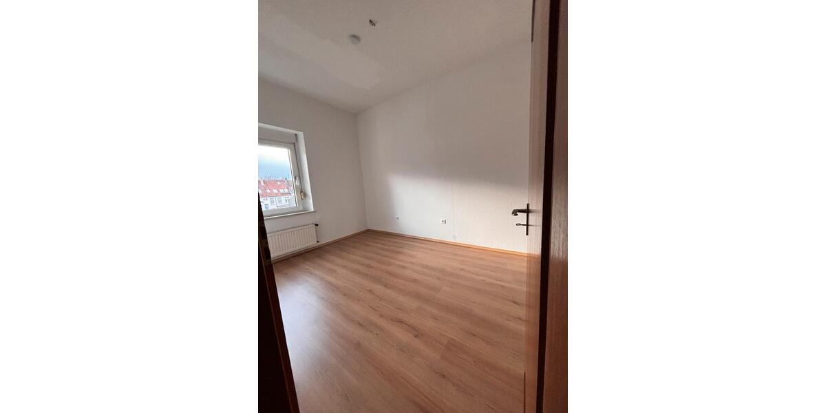Etagenwohnung Wuppertal Gemarkung Vohwinkel - 3 Zimmer, 87 m&sup2;, 174.000&euro; | Angebot:26990912