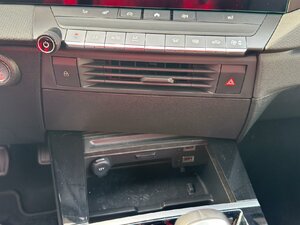 Opel Astra Edition KAM SHZ LHZ TEMPOMAT CAR PLAY ANDROI 12.540 km 25.990 &euro; HAAN 42781