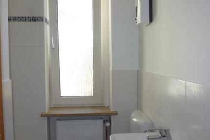 Wohnung Wuppertal Gemarkung Barmen - 1 Zimmer, 29 m&sup2;, 215&euro; | Angebot:25987294