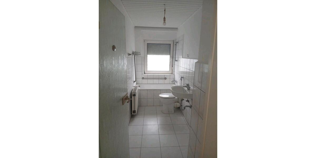 Etagenwohnung Gelsenkirchen Gelsenkirchen-Mitte - 1 Zimmer, 81 m&sup2;, 550&euro; | Angebot:25974930