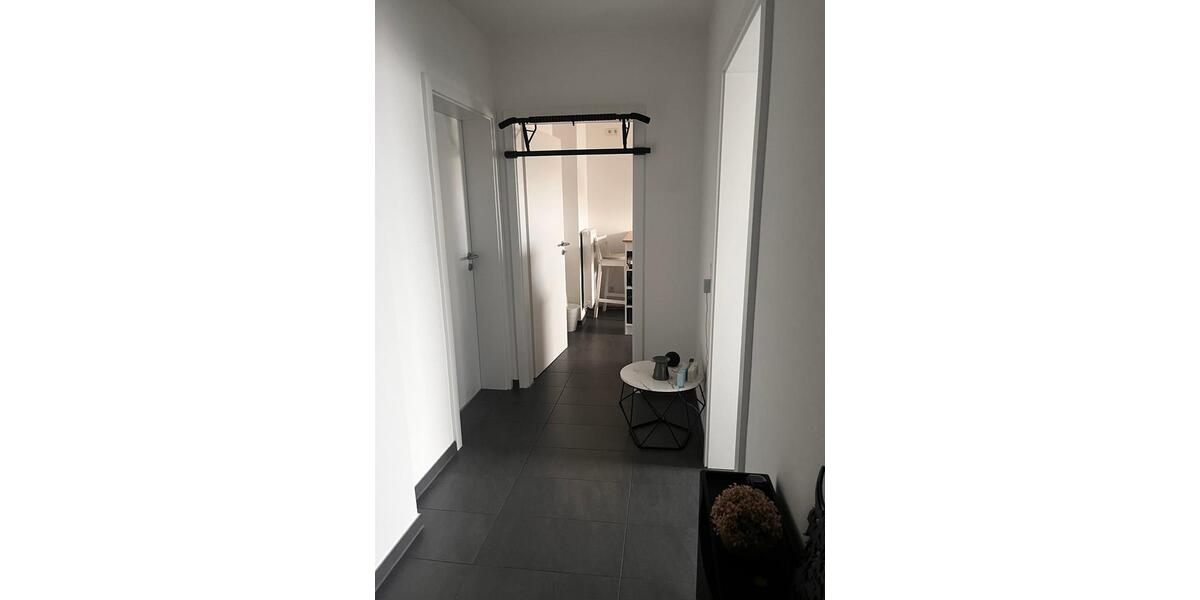 Etagenwohnung Solingen Central - 2 Zimmer, 75 m&sup2;, 755&euro; | Angebot:26482616