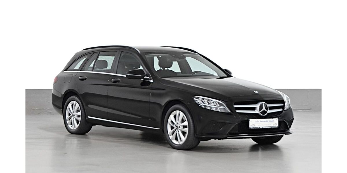 Mercedes-Benz C 200 141.256 km 18.900 &euro; Düsseldorf 40597