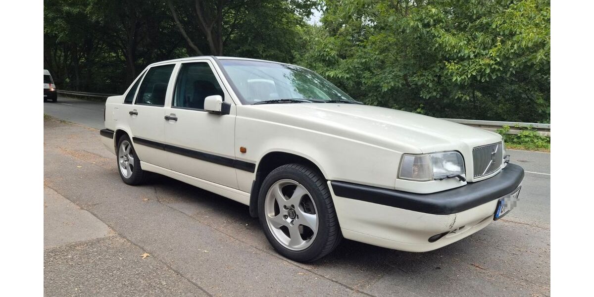 Volvo 850 242.277 km 5.000 &euro; Bochum 44789