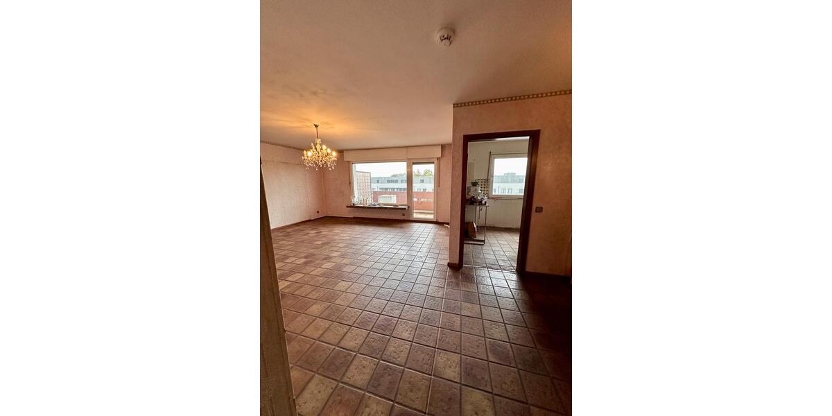 Etagenwohnung Düsseldorf Stadtbezirk 9 - 3 Zimmer, 85 m&sup2;, 190.000&euro; | Angebot:26588524