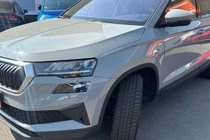 Skoda Karoq 97.200 km 22.580 &euro; Düsseldorf 40549