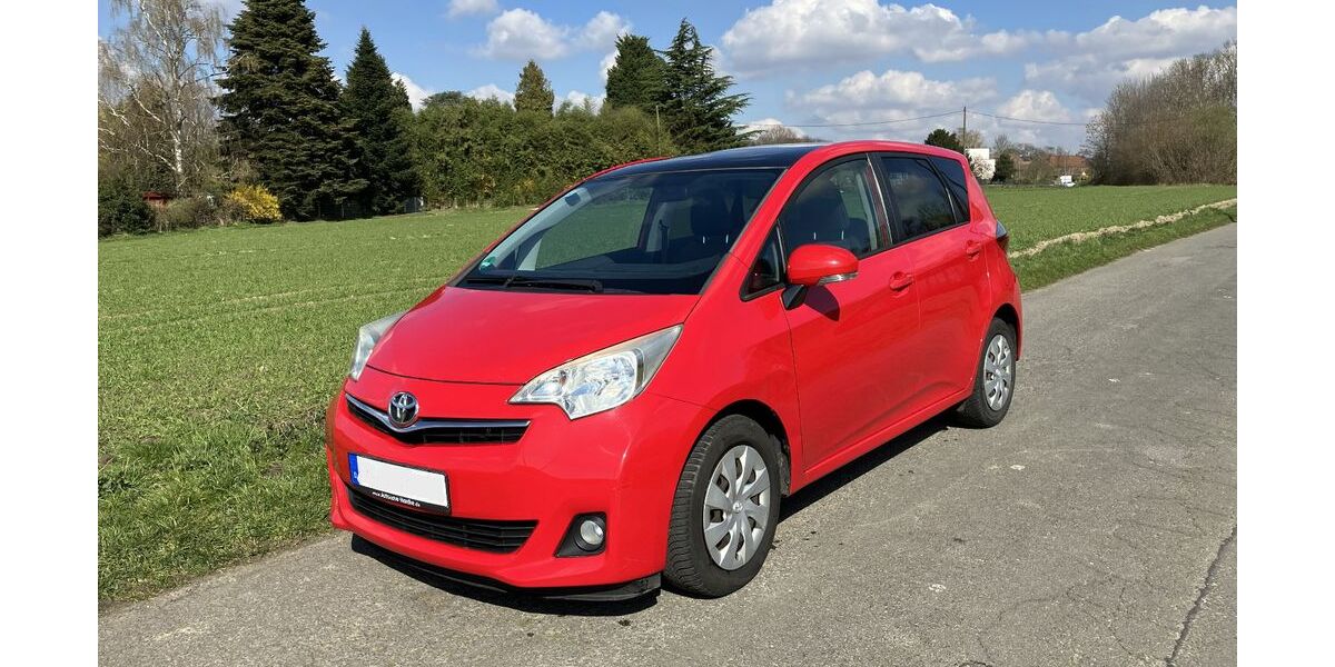 Toyota Verso-S 227.000 km 3.150 &euro; Bochum 44797