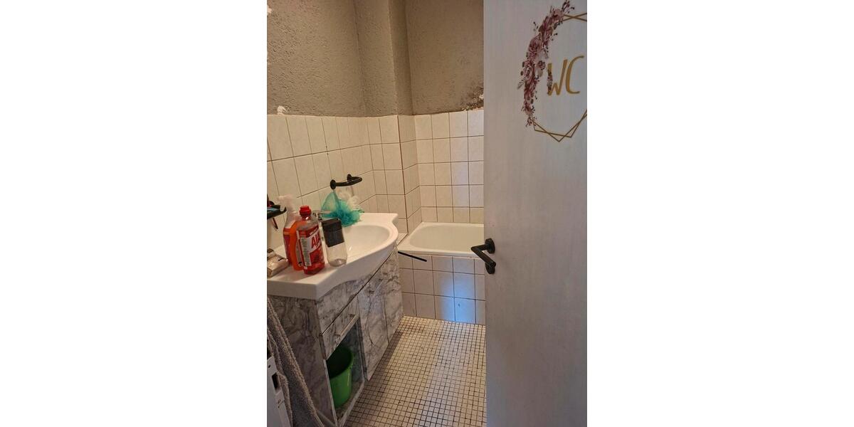 Etagenwohnung Witten - 4 Zimmer, 100 m&sup2;, 830&euro; | Angebot:25992741