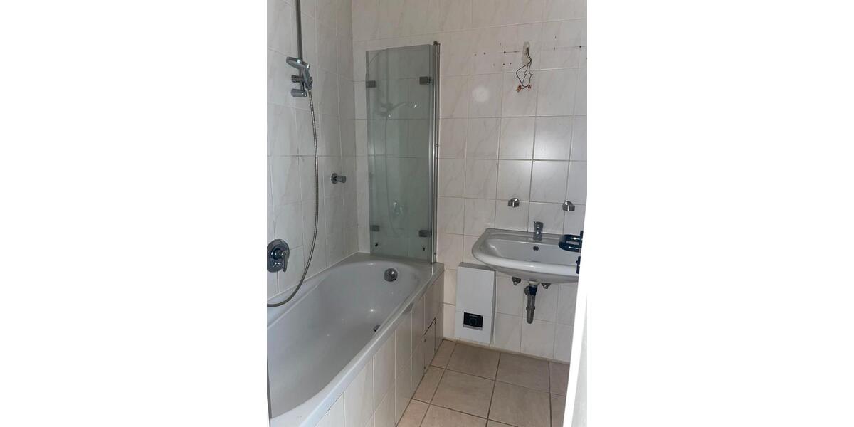 Etagenwohnung Hattingen Niederbonsfeld - 3.5 Zimmer, 79 m&sup2;, 500&euro; | Angebot:25978291