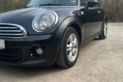 Mini ONE 139.840 km 4.300 &euro; Essen 45136