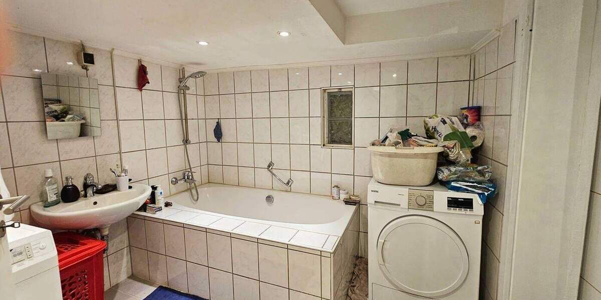 Mehrfamilienhaus, Wohnhaus Burscheid / Heddinghofen Burscheid - 2 Zimmer, 445 m&sup2;, 649.000&euro; | Angebot:25679033