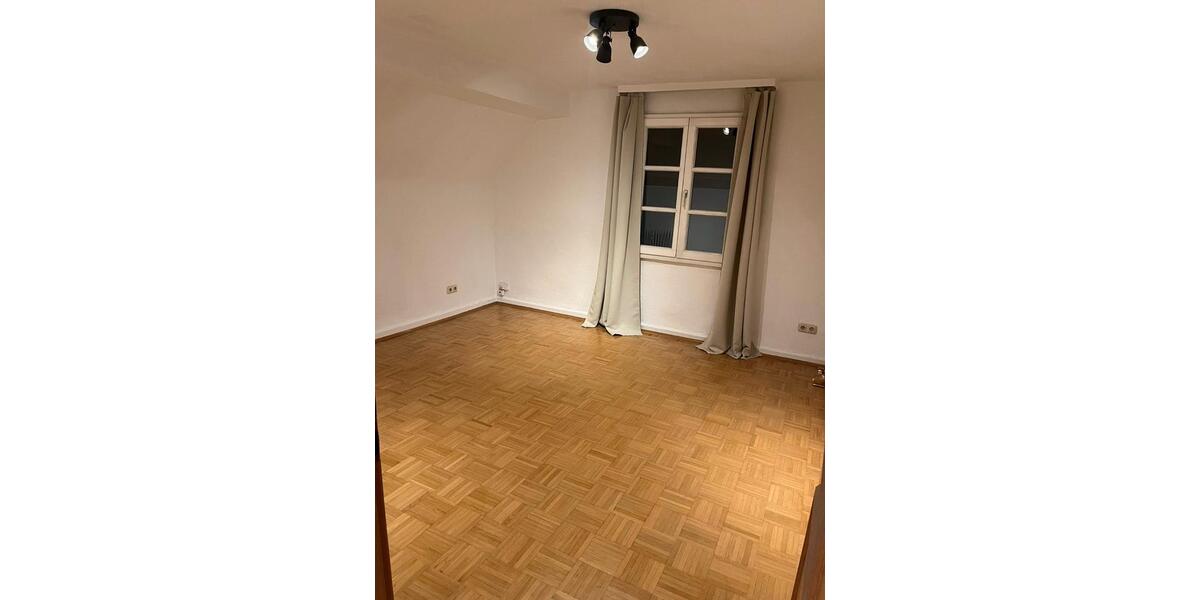 Dachgeschoßwohnung Essen Stadtbezirk IX - 1.5 Zimmer, 98 m&sup2;, 790&euro; | Angebot:26492816