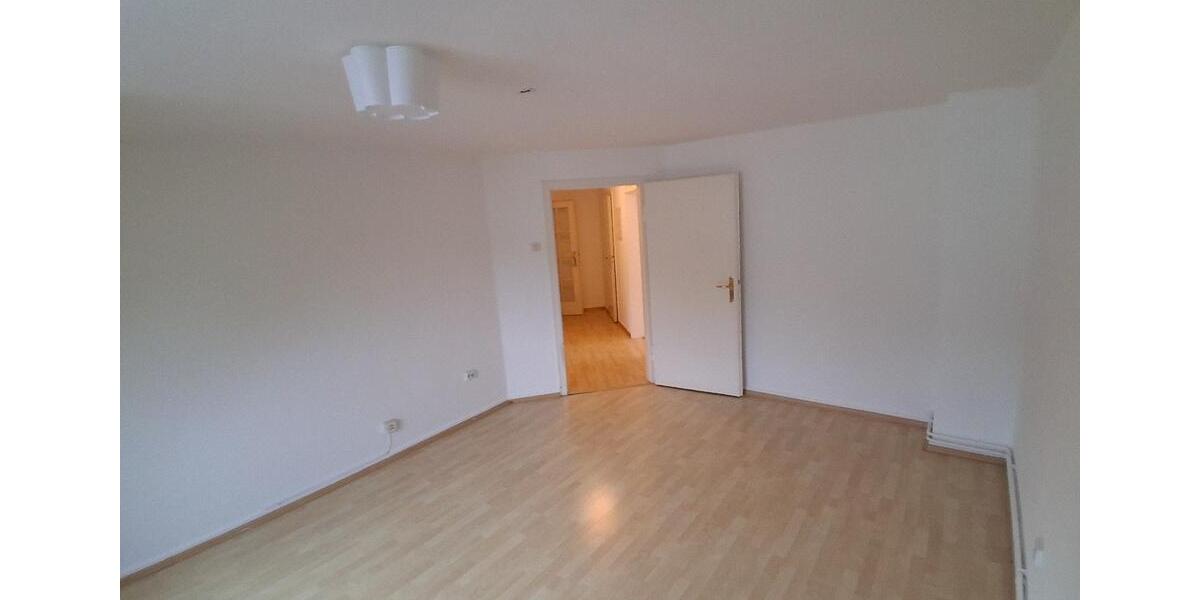 Dachgeschoßwohnung Wuppertal Gemarkung Vohwinkel - 2 Zimmer, 56 m&sup2;, 575&euro; | Angebot:25805531