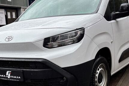 Toyota Proace City 24.000 km 16.990 &euro; Solingen 42697