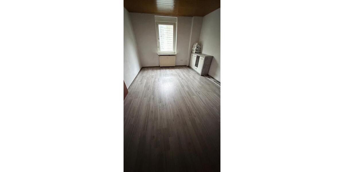 Einfamilienhaus Herne Eickel - 7 Zimmer, 149 m&sup2;, 1.350&euro; | Angebot:26020625