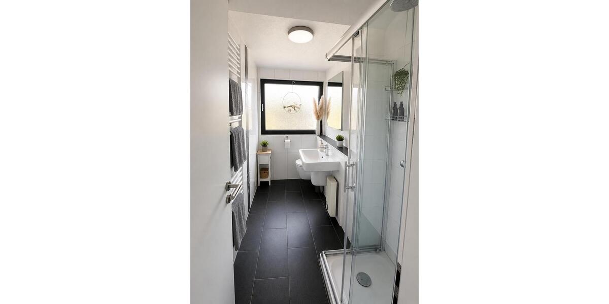Etagenwohnung Wuppertal Cronenberg - 5.5 Zimmer, 135 m&sup2;, 379.000&euro; | Angebot:26552345