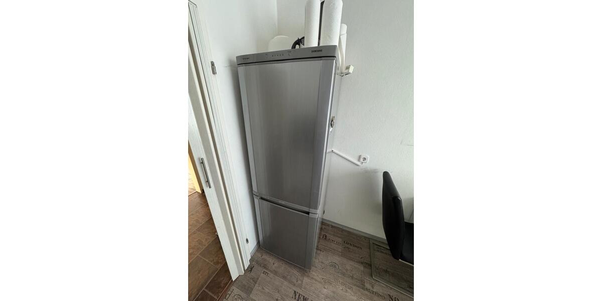 Etagenwohnung Langenfeld (Rheinland) - 2 Zimmer, 60 m&sup2;, 633&euro; | Angebot:26620015