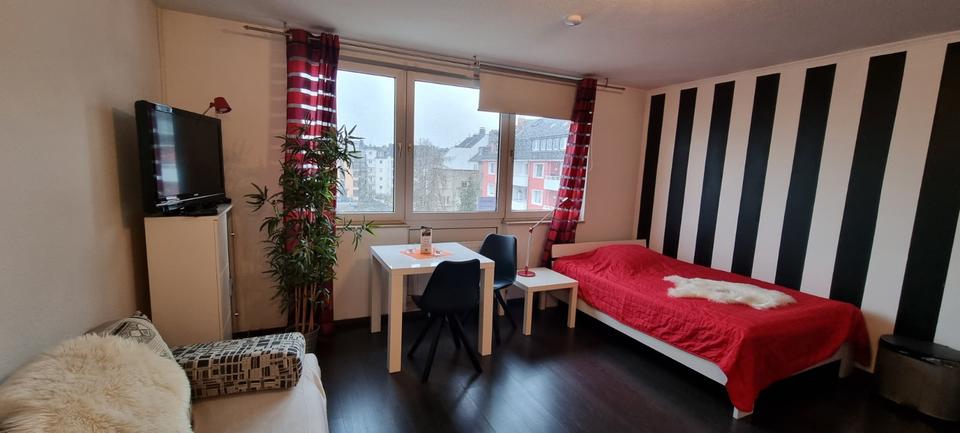 Etagenwohnung Düsseldorf Pempelfort - 1 Zimmer, 30 m&sup2;, 709&euro; | Angebot:24252501