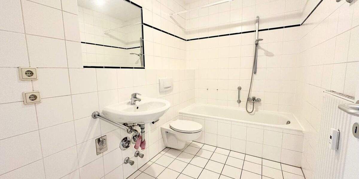 Etagenwohnung Düsseldorf Benrath - 2 Zimmer, 50 m&sup2;, 190.000&euro; | Angebot:25775356