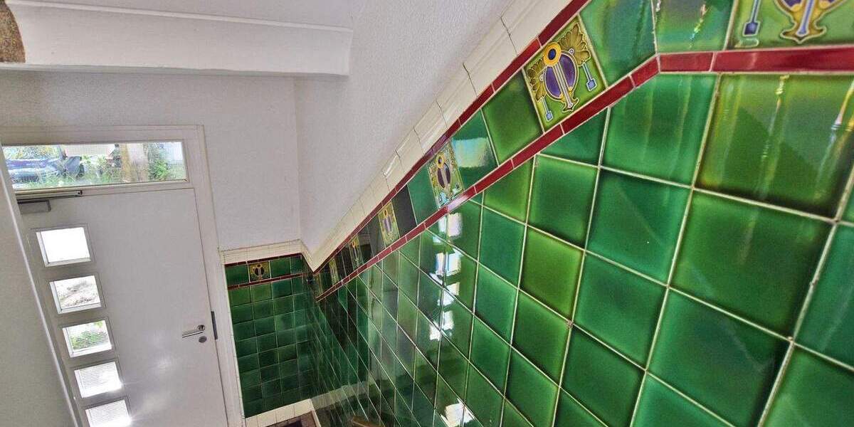 Etagenwohnung Essen Rüttenscheid - 4 Zimmer, 80 m&sup2;, 185.000&euro; | Angebot:25696413