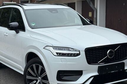 Volvo XC90 129.000 km 41.840 &euro; Düsseldorf 40468