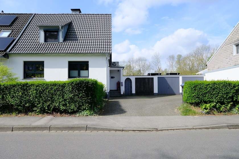 Einfamilienhaus Haan - 4 Zimmer, 110 m&sup2;, 749.000&euro; | Angebot:26441922