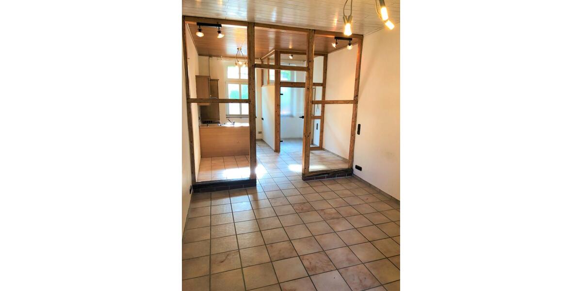 Erdgeschoßwohnung Essen Stadtbezirk II - 1 Zimmer, 34 m&sup2;, 340&euro; | Angebot:26429950