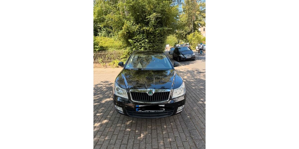 Skoda Octavia 161.000 km 2.998 &euro; Essen 45130