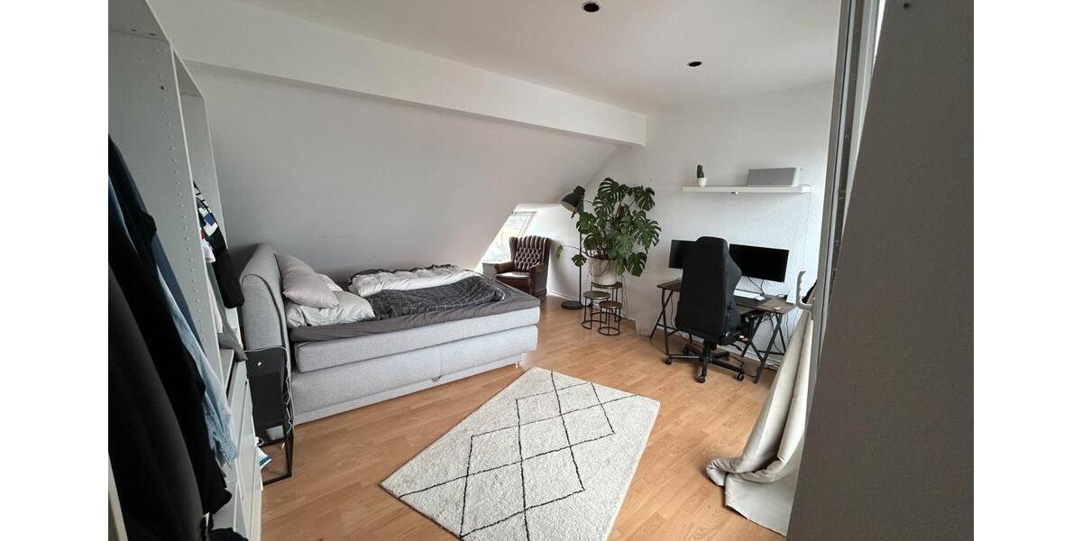 Maisonettenwohnung Düsseldorf Oberbilk - 2 Zimmer, 75 m&sup2;, 1.090&euro; | Angebot:26560373