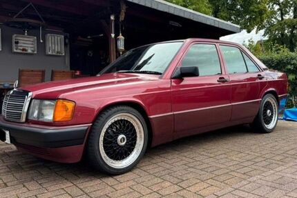 Mercedes-Benz 190 165.000 km 3.699 &euro; Leichlingen 42799
