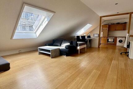 Wohnung Wuppertal Elberfeld - 2 Zimmer, 75 m&sup2;, 800&euro; | Angebot:25921783