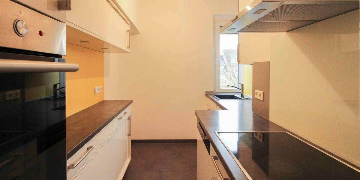 Etagenwohnung Düsseldorf Bilk - 3 Zimmer, 77 m&sup2;, 369.000&euro; | Angebot:25986022