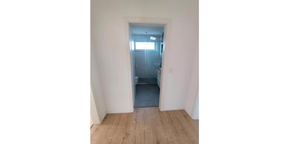 Erdgeschoßwohnung Wuppertal Gemarkung Elberfeld - 3 Zimmer, 84 m&sup2;, 1.250&euro; | Angebot:26554332