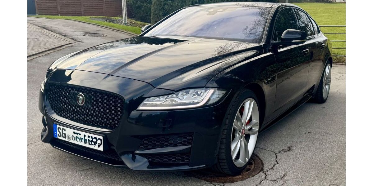 Jaguar XF 152.000 km 21.999 &euro; Solingen 42651