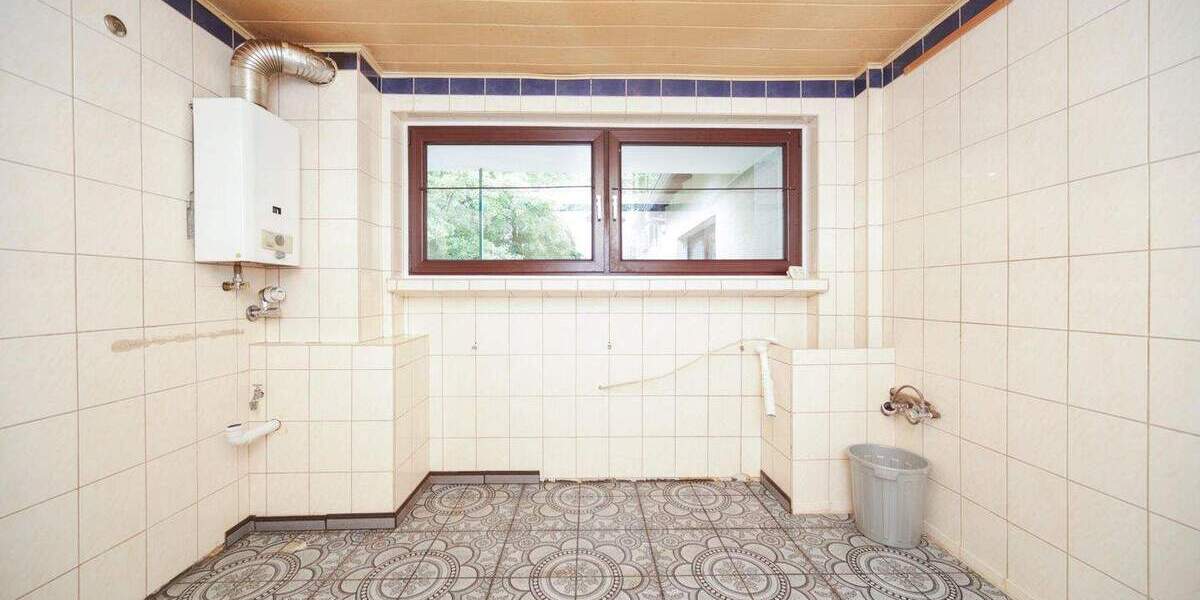 Etagenwohnung Wuppertal Barmen - 5 Zimmer, 87 m&sup2;, 150.000&euro; | Angebot:25865346