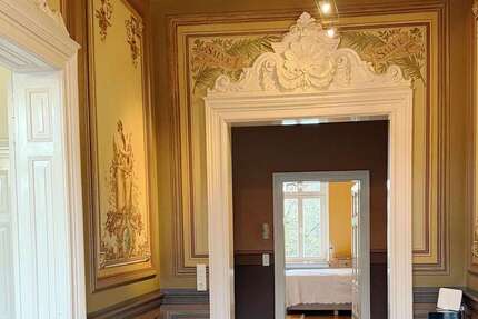 Haus Wermelskirchen - 10 Zimmer, 427 m&sup2;, 650.000&euro; | Angebot:23436873