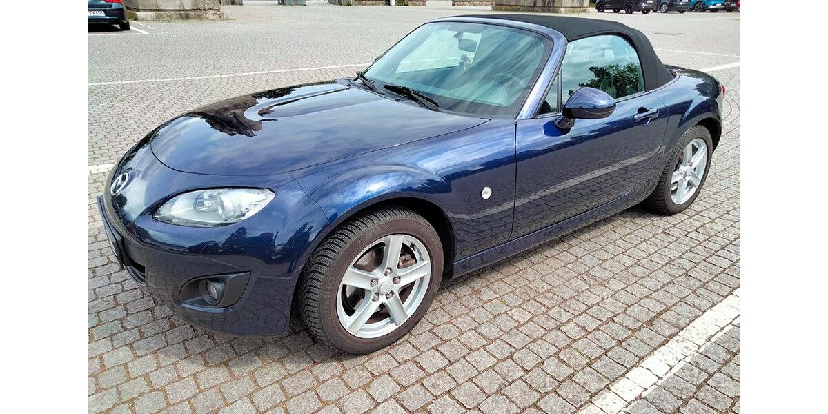 Mazda MX-5 91.700 km 10.900 &euro; Düsseldorf 40477
